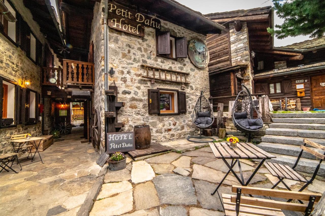 Hotel Petit Dahu Cogne Exteriér fotografie
