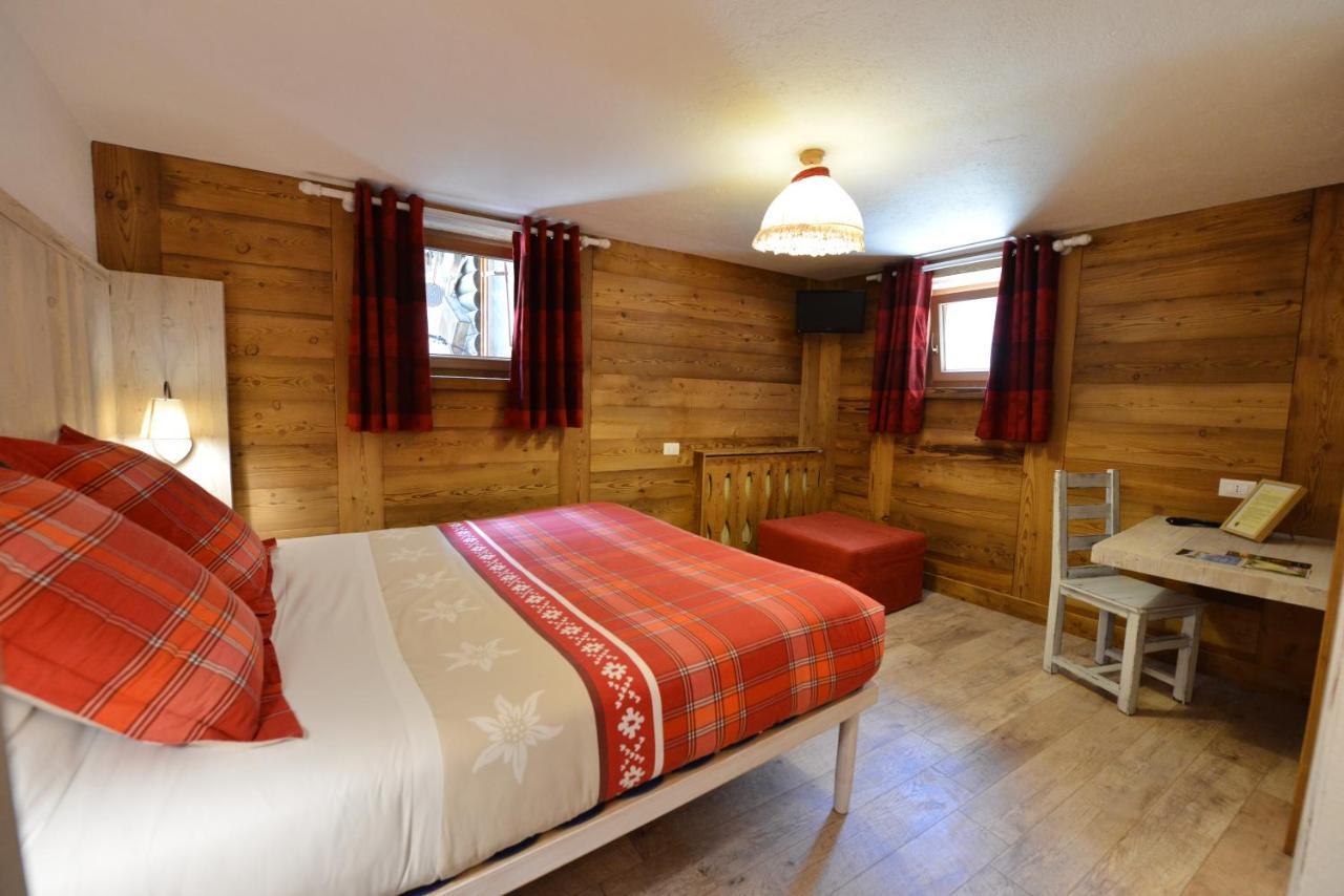 Hotel Petit Dahu Cogne Exteriér fotografie